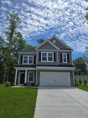 127 Augusta Pass Drive, Ridgeville, SC 29472