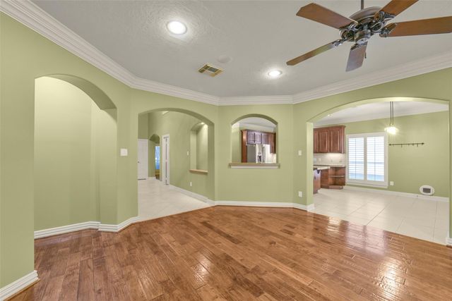 1523 Ashbury Park Drive, Houston, TX 77077