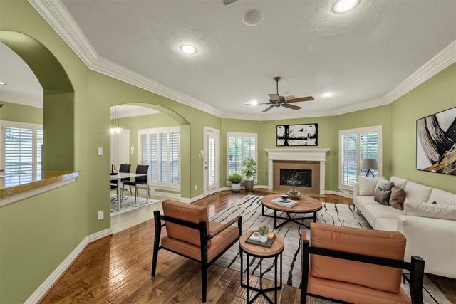 1523 Ashbury Park Drive, Houston, TX 77077