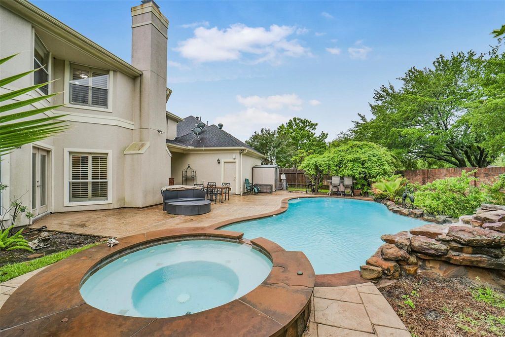 1523 Ashbury Park Drive, Houston, TX 77077