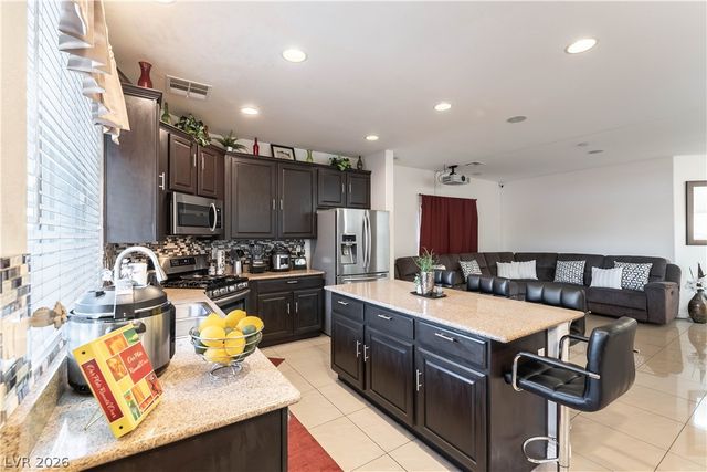 2016 Pink Lily Avenue, North Las Vegas, NV 89081