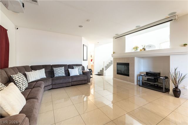 2016 Pink Lily Avenue, North Las Vegas, NV 89081