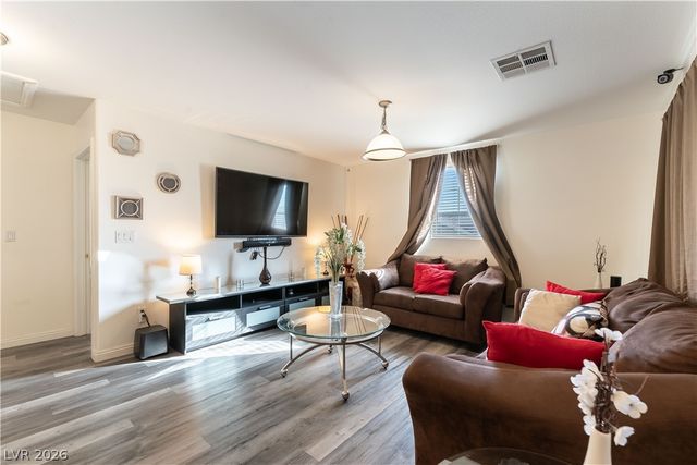 2016 Pink Lily Avenue, North Las Vegas, NV 89081