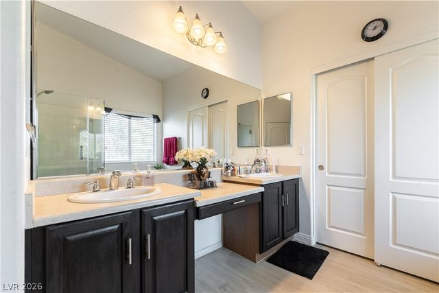 2016 Pink Lily Avenue, North Las Vegas, NV 89081