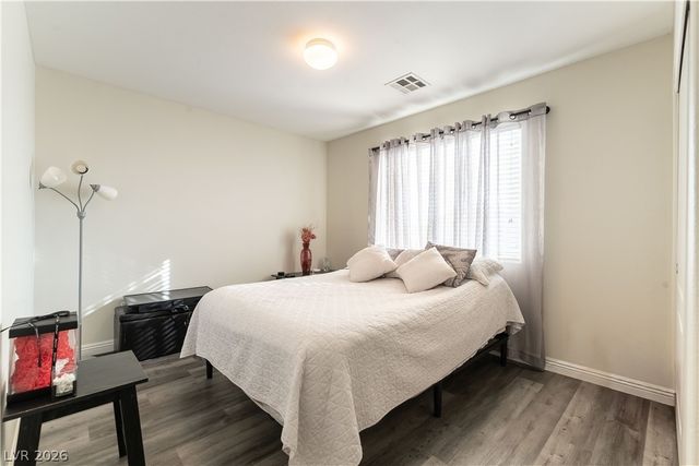 2016 Pink Lily Avenue, North Las Vegas, NV 89081