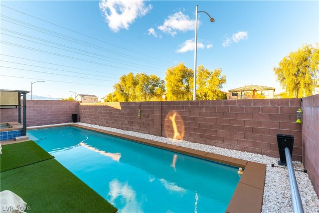 2016 Pink Lily Avenue, North Las Vegas, NV 89081