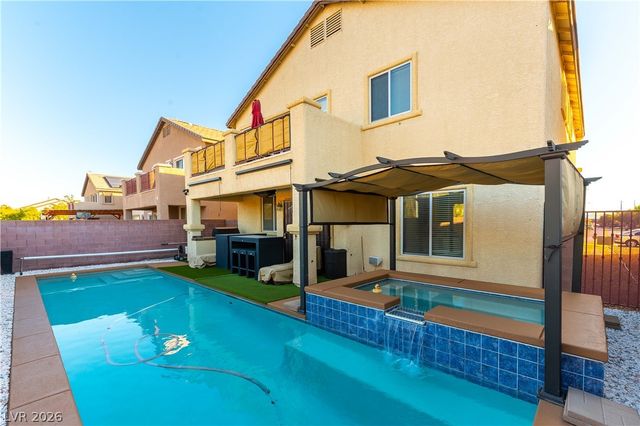 2016 Pink Lily Avenue, North Las Vegas, NV 89081