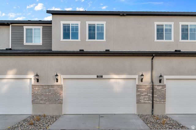 7802 W ALTA LN, Magna, UT 84044