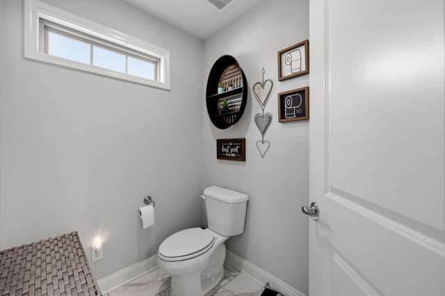 116 Inverness Drive, Georgetown, KY 40324