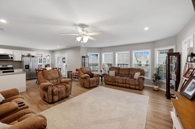 116 Inverness Drive, Georgetown, KY 40324