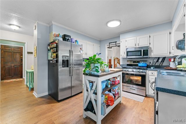 4119 Lakepoint Dr, Tuscaloosa, AL 35405