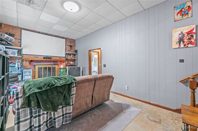 4119 Lakepoint Dr, Tuscaloosa, AL 35405