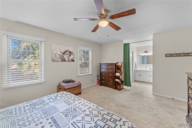 4119 Lakepoint Dr, Tuscaloosa, AL 35405