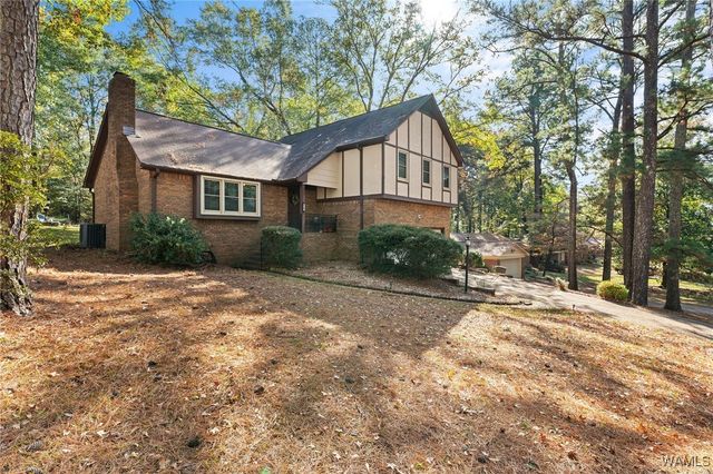 4119 Lakepoint Dr, Tuscaloosa, AL 35405