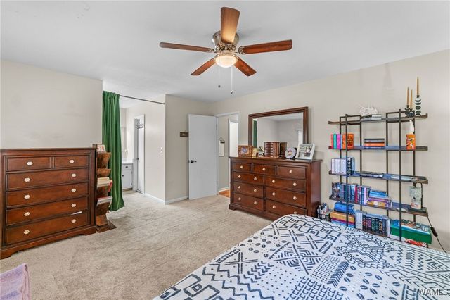 4119 Lakepoint Dr, Tuscaloosa, AL 35405