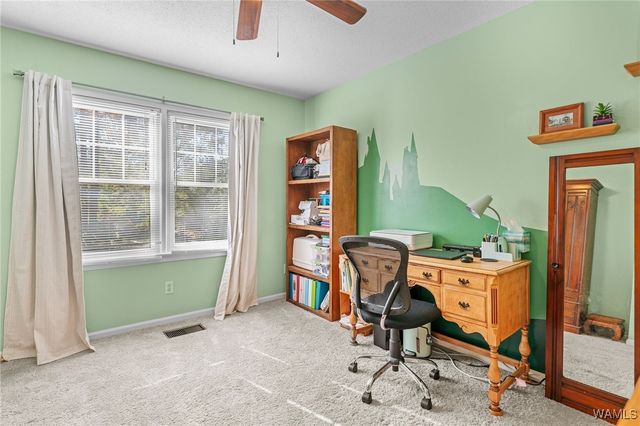 4119 Lakepoint Dr, Tuscaloosa, AL 35405