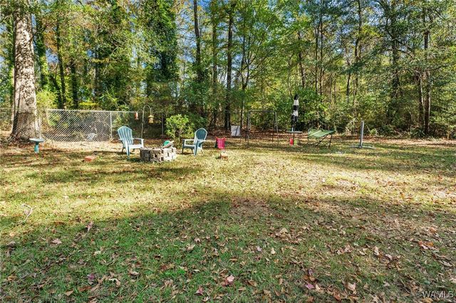 4119 Lakepoint Dr, Tuscaloosa, AL 35405
