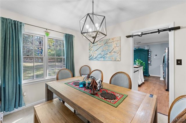 4119 Lakepoint Dr, Tuscaloosa, AL 35405