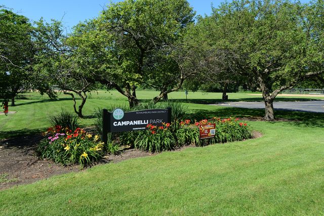 930 Sharon Lane, Schaumburg, IL 60193