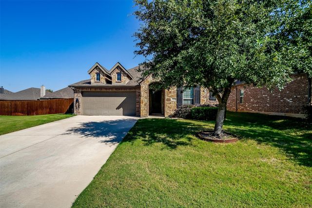 11905 Long Stone Drive, Burleson, TX 76028