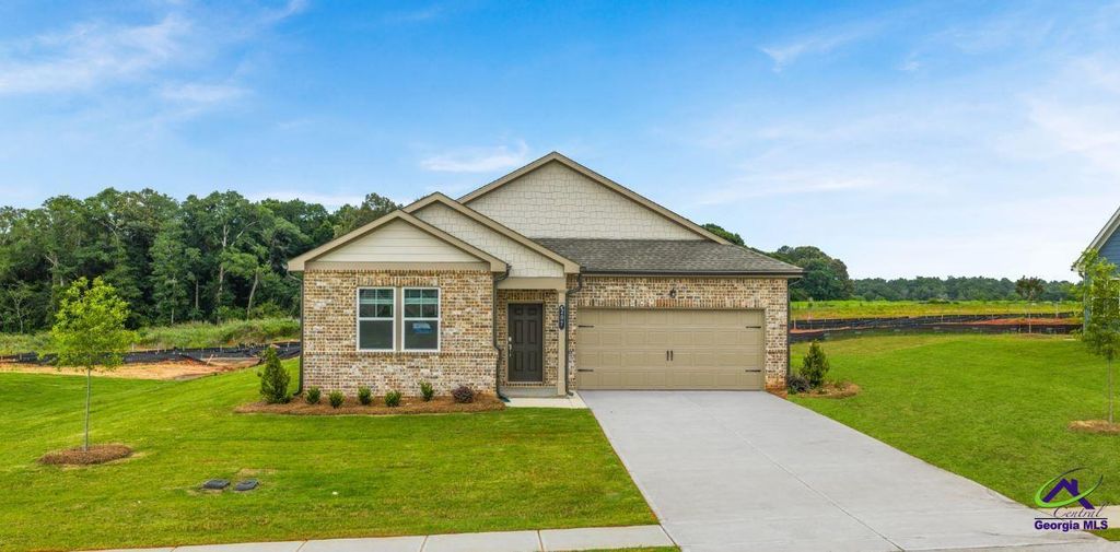 207 Overton Drive, Perry, GA 31069