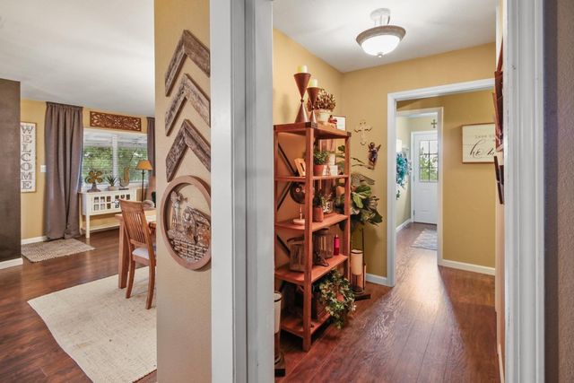 12615 Hilltop Ct, Pine Grove, CA 95665