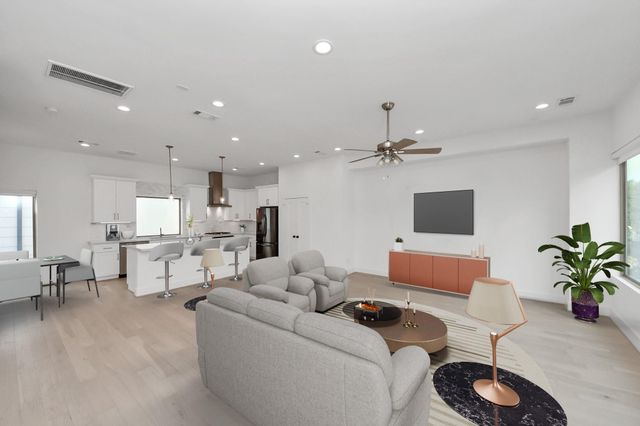 615 Oakley Street, Houston, TX 77006