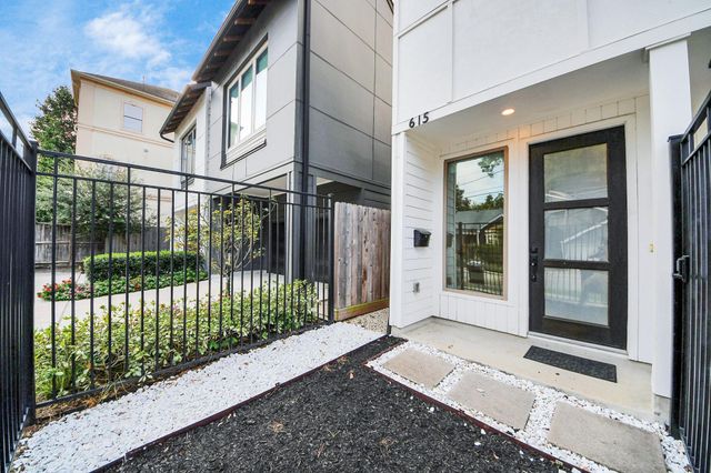 615 Oakley Street, Houston, TX 77006