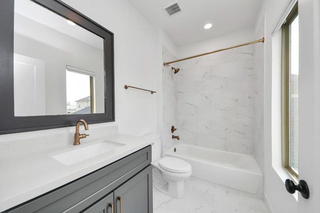 615 Oakley Street, Houston, TX 77006