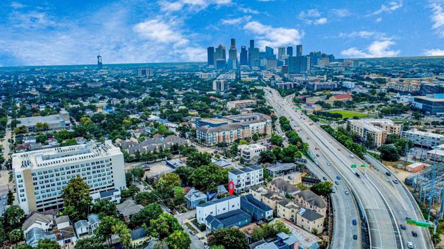 615 Oakley Street, Houston, TX 77006