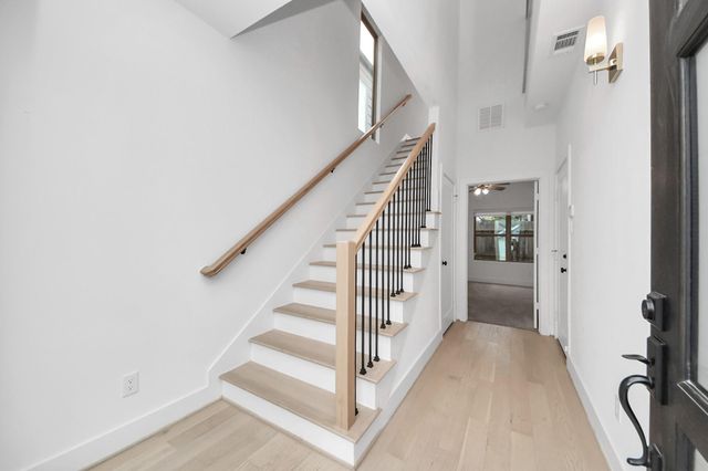 615 Oakley Street, Houston, TX 77006