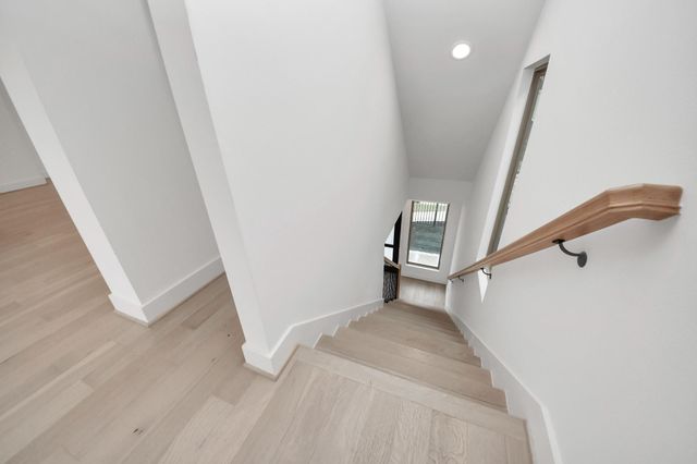 615 Oakley Street, Houston, TX 77006