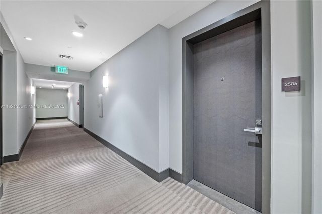 1080 Brickell Ave 2506, Miami, FL 33131