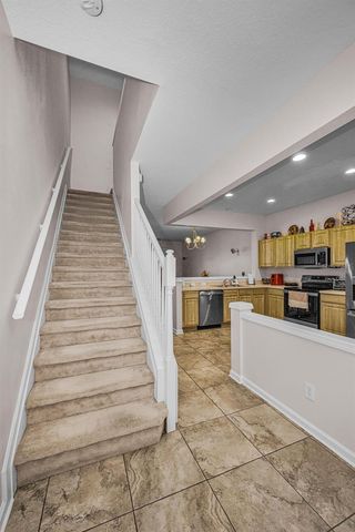 8414 SANDY BEACH STREET, Tampa, FL 33634