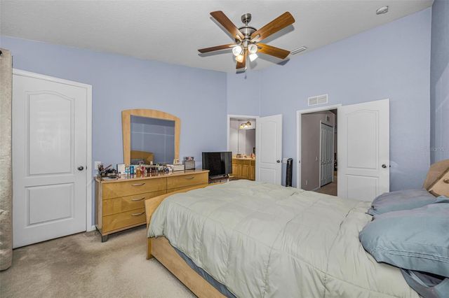 8414 SANDY BEACH STREET, Tampa, FL 33634