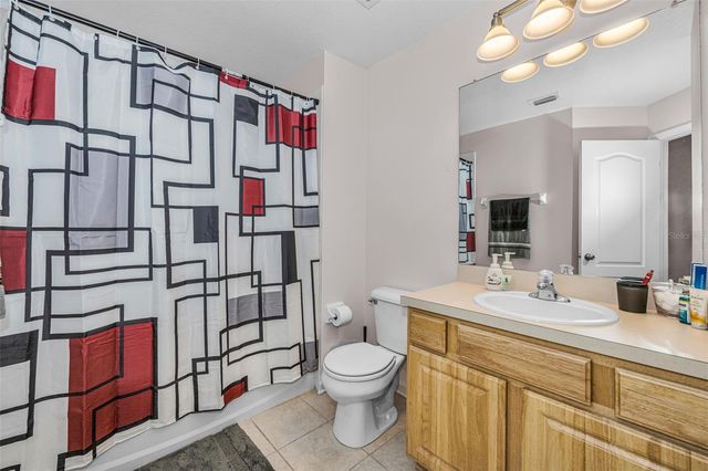 8414 SANDY BEACH STREET, Tampa, FL 33634
