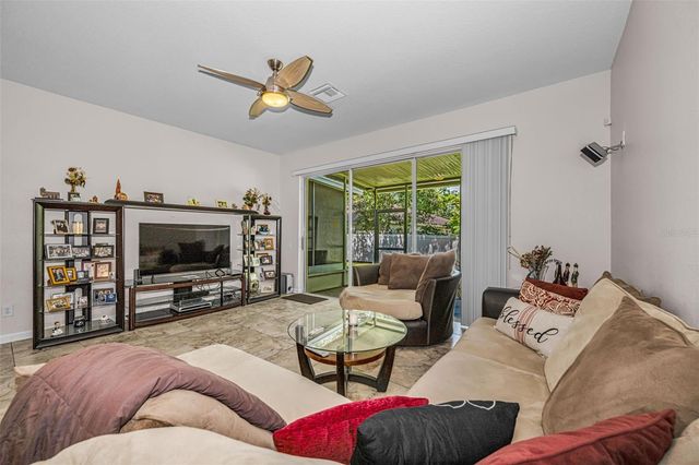 8414 SANDY BEACH STREET, Tampa, FL 33634