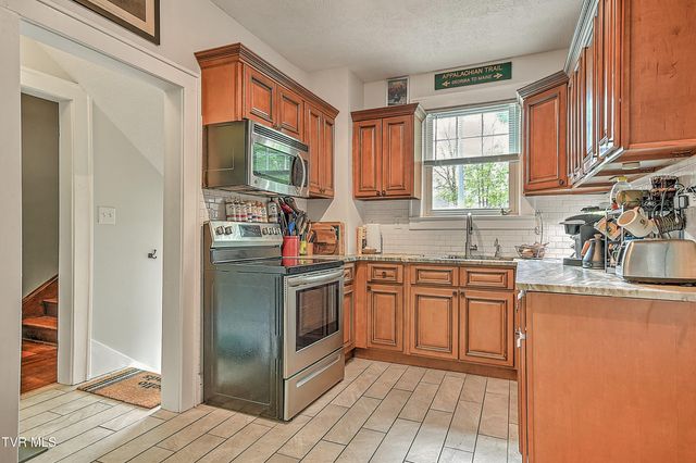 1125 Euclid Avenue, Bristol, VA 24201