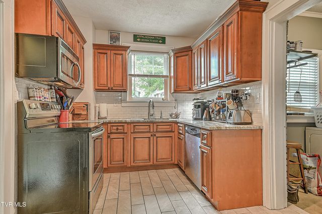 1125 Euclid Avenue, Bristol, VA 24201