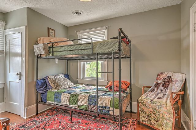 1125 Euclid Avenue, Bristol, VA 24201