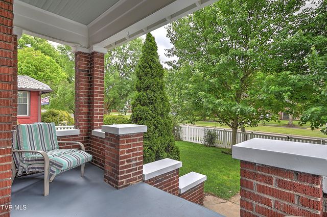 1125 Euclid Avenue, Bristol, VA 24201
