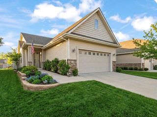 645 65th Place 129, West Des Moines, IA 50266