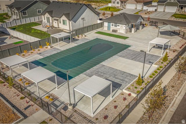 3362 W 2500 N, Clinton, UT 84015