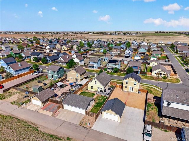 2721 Quarterland Street, Strasburg, CO 80136