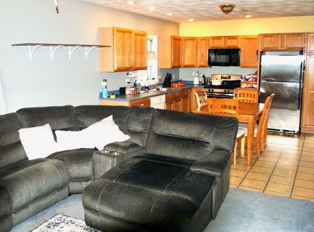 40 Wright Street, Stoneham, MA 02180