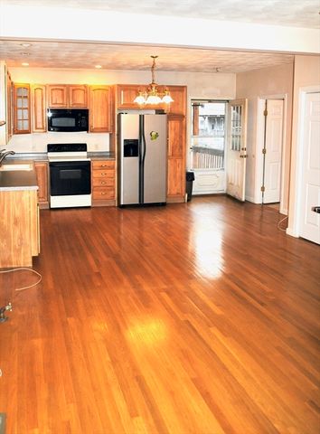 40 Wright Street, Stoneham, MA 02180