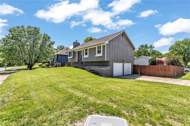 4012 S Marshall Drive, Independence, MO 64055