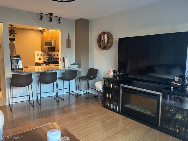 5553 Windrush Court, Parma, OH 44134