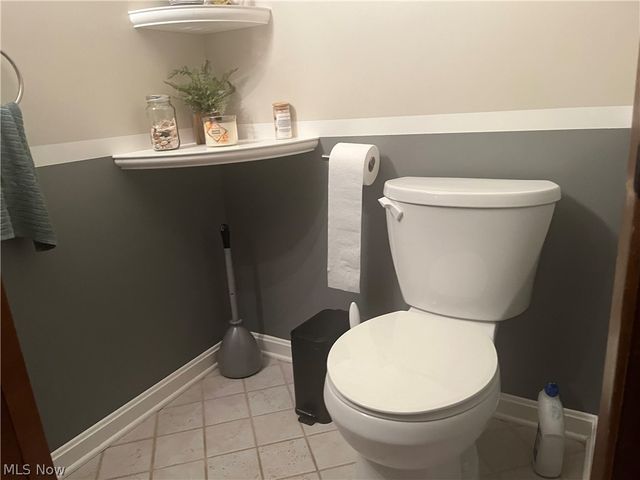 5553 Windrush Court, Parma, OH 44134