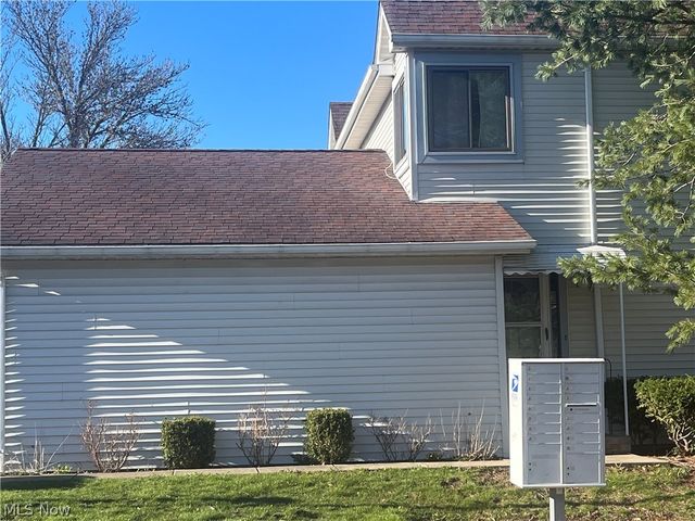 5553 Windrush Court, Parma, OH 44134